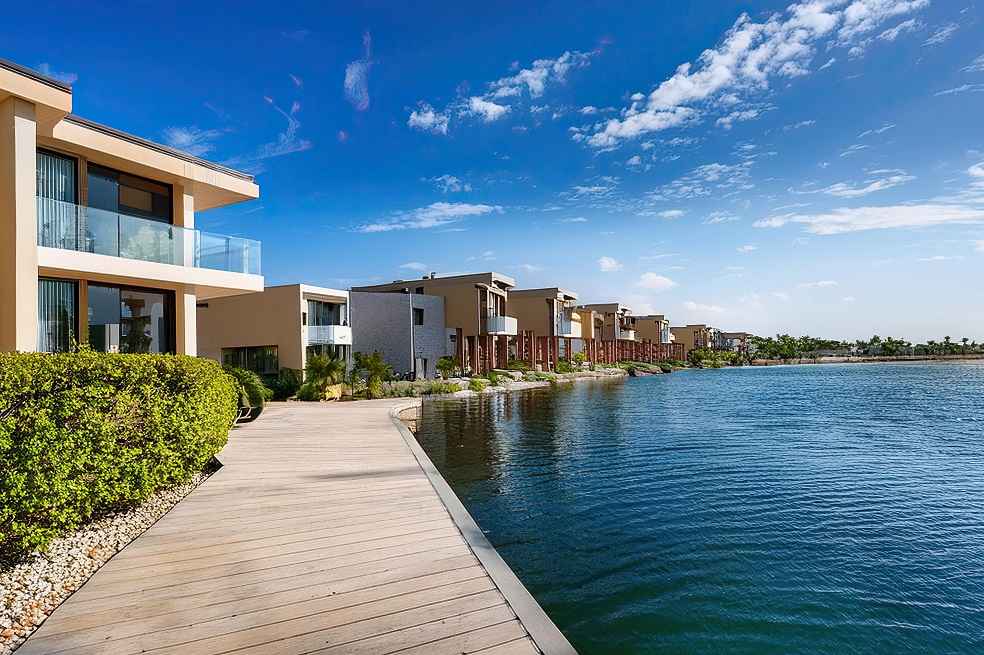 Dubai waterfront properties
