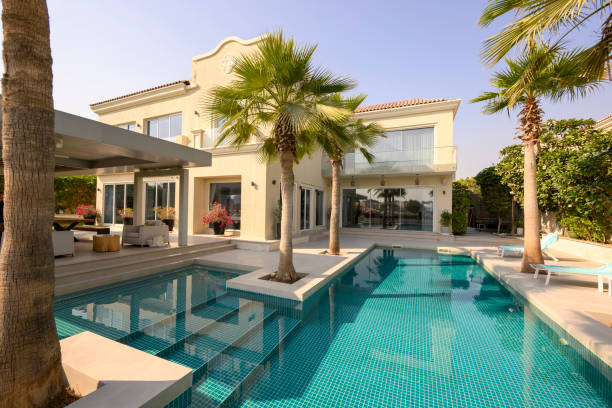 Dubai Ready to Move Villas